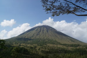 Von Vulkanen umzingeltes Bajawa