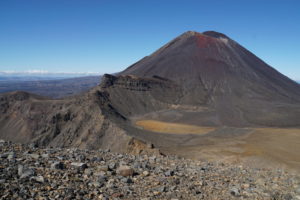 Tongariro – über erstarrte Lava